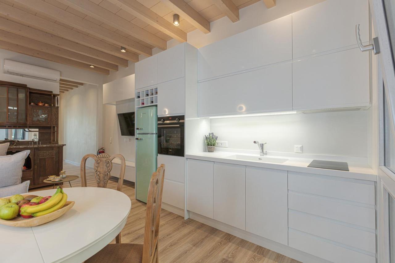 V77 Seafront Suites Rethymno Eksteriør bilde