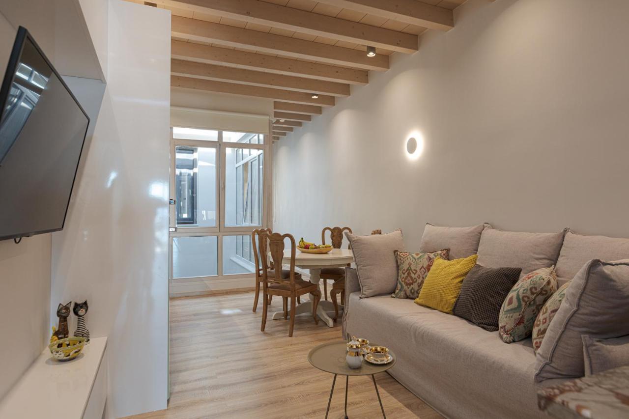 V77 Seafront Suites Rethymno Eksteriør bilde