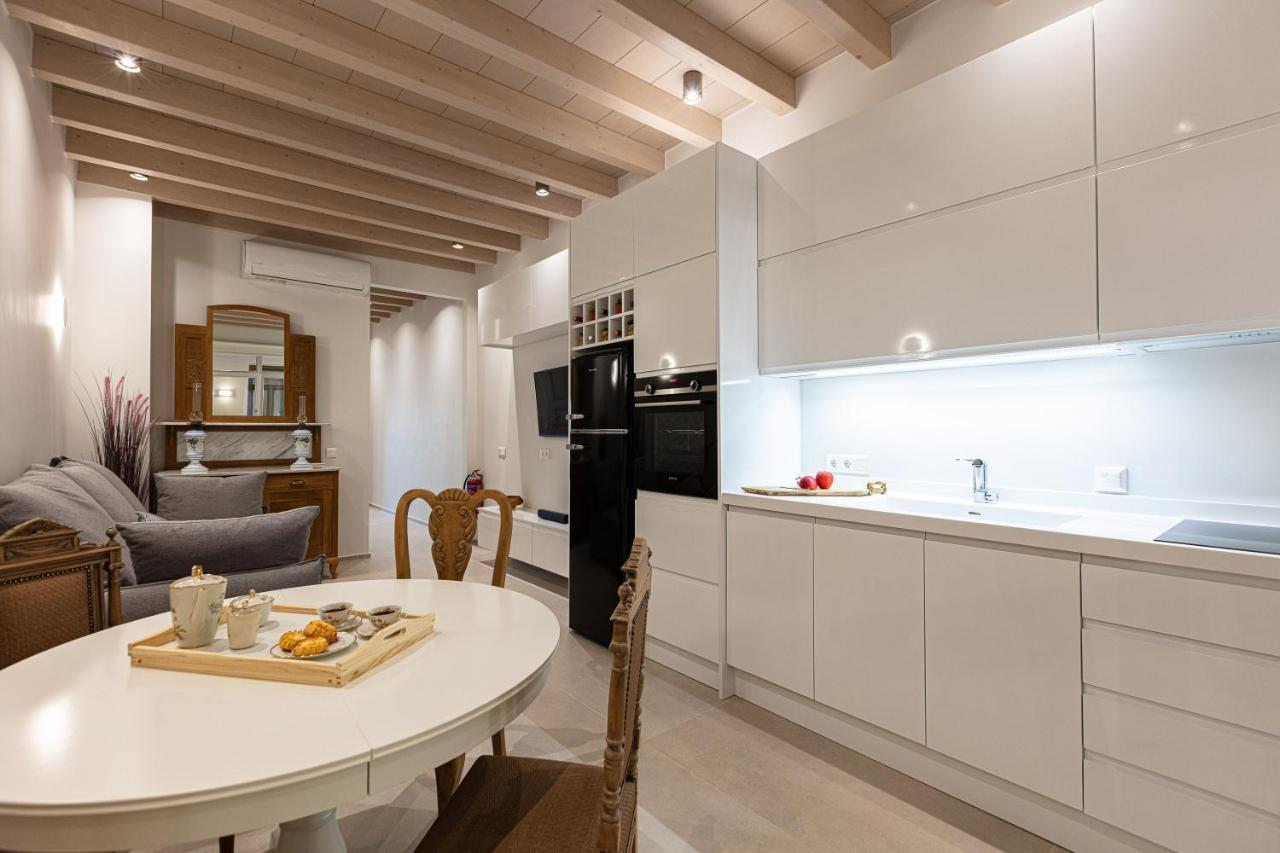 V77 Seafront Suites Rethymno Eksteriør bilde
