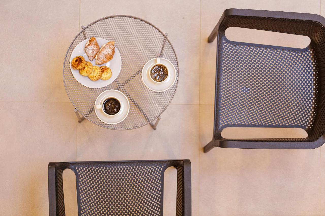 V77 Seafront Suites Rethymno Eksteriør bilde