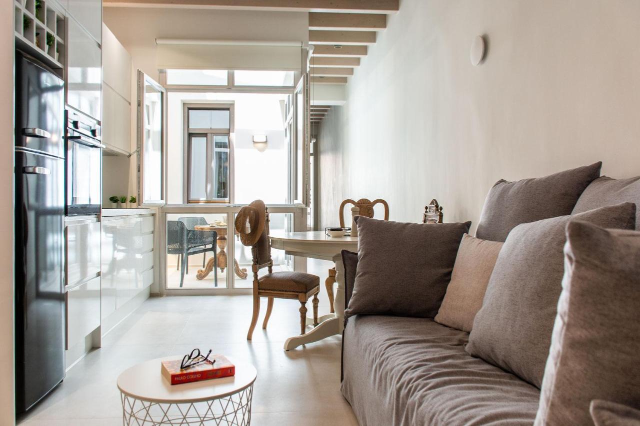 V77 Seafront Suites Rethymno Eksteriør bilde